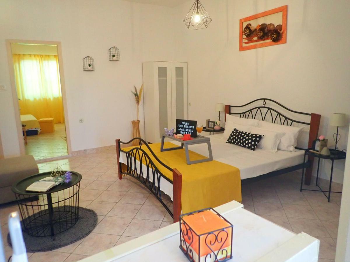 Apartments Marija Karlobag Esterno foto